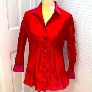 Beluva crinkle polyester hot pink/red blouse/ tunic. Size Medium. Washable.